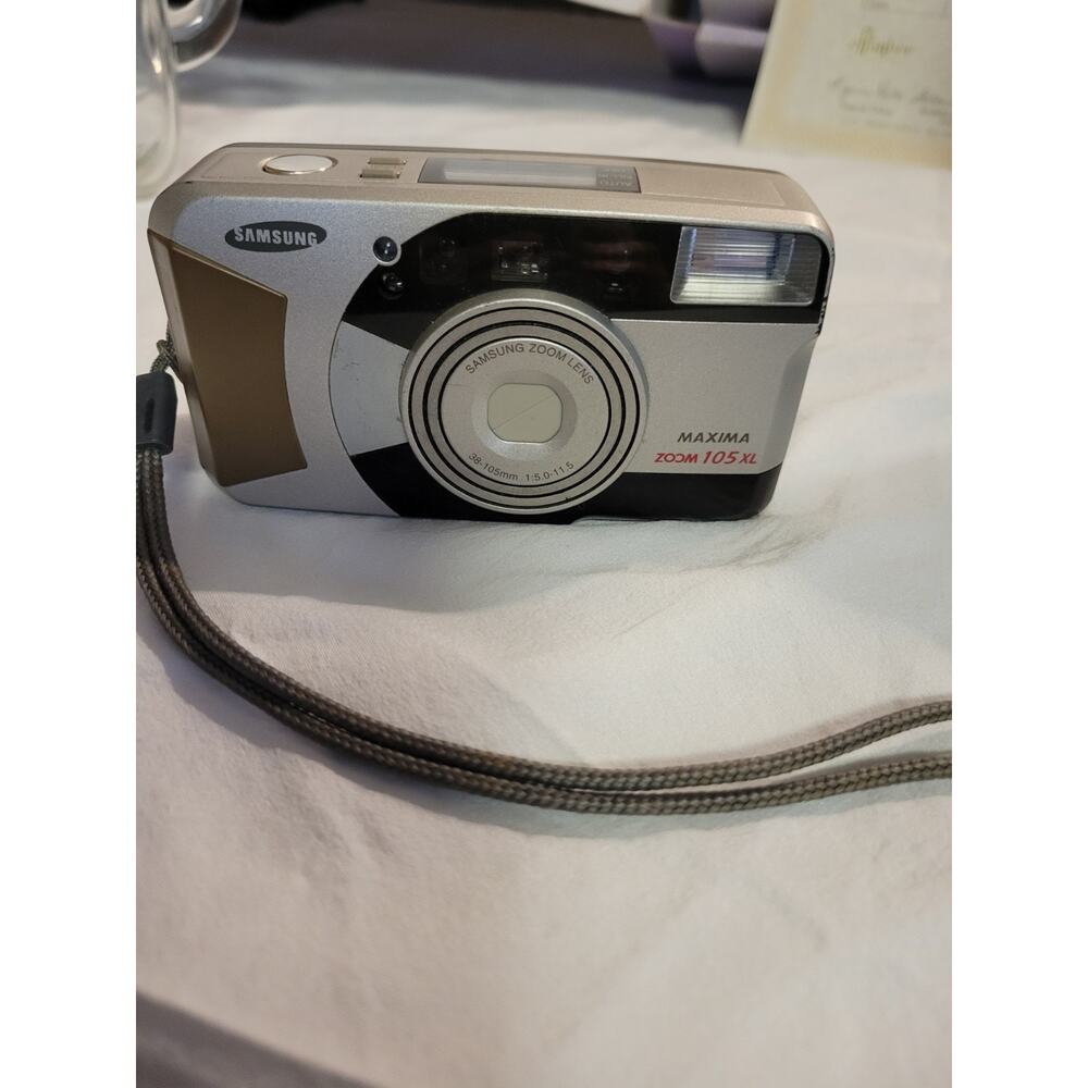 Samsung Maxima Zoom 105 XL 35mm Camera Point & Shoot 38-105mm
